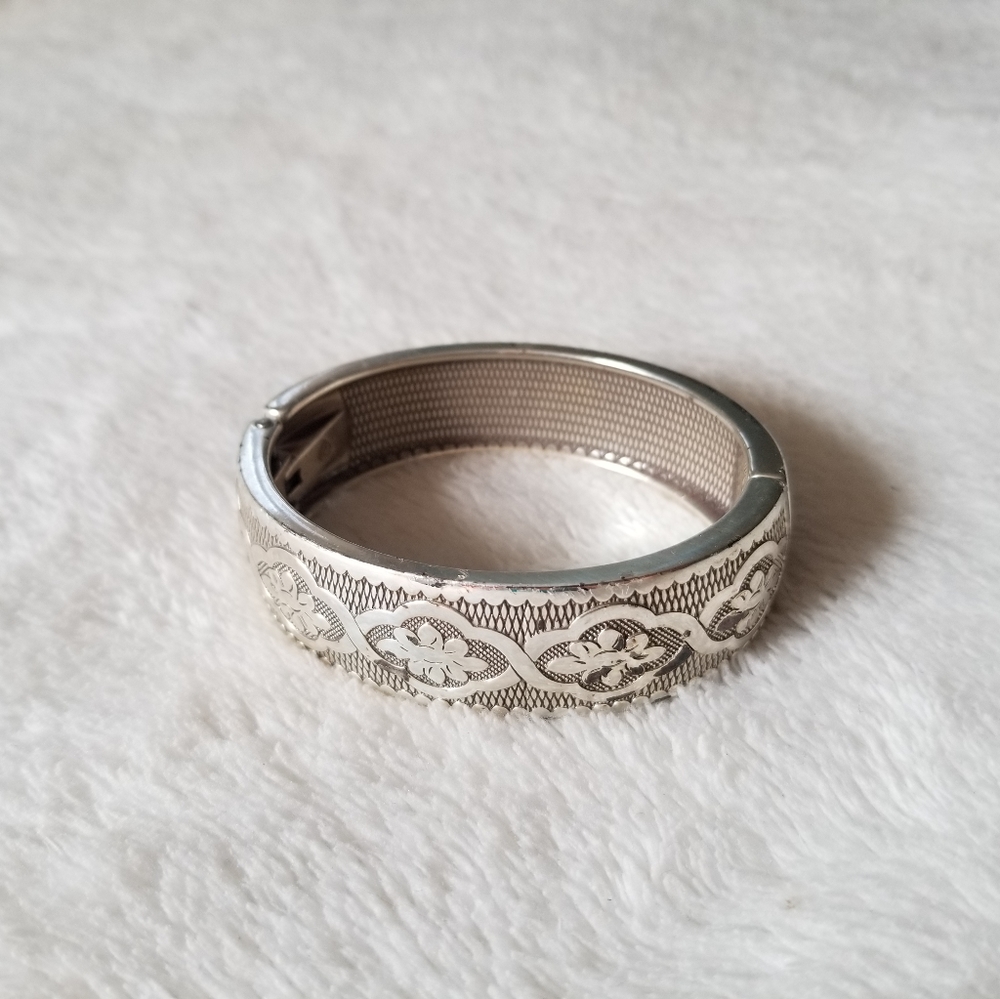 Brighton Cuff Hinged Bracelet - image 2